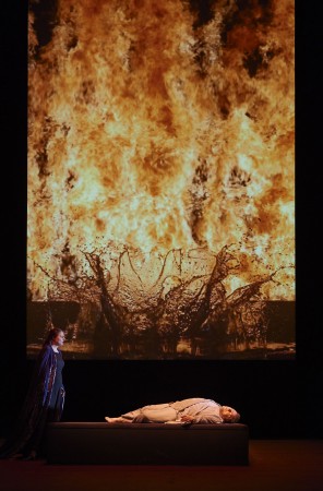 Ben Heppner and Melanie Diener in Tristan und Isolde, 2013. Photo by Michael Cooper
